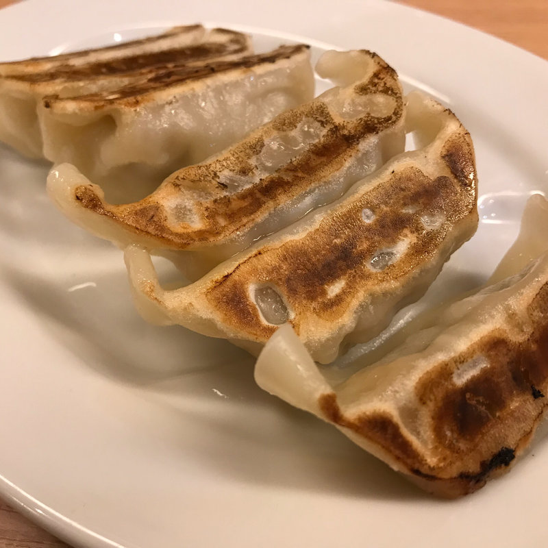 ギョーザ(ひるがお 東京駅店 )