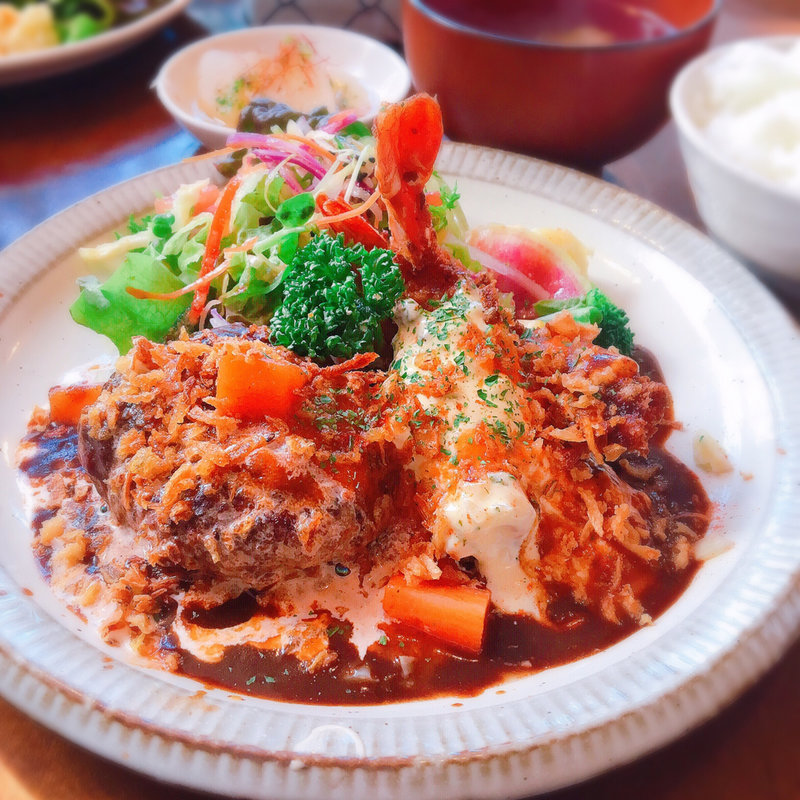 Cセット(食堂とカフェ ピナータ)