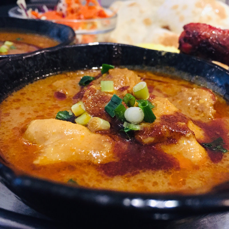 チキンカレー(ルポシ バングラ )