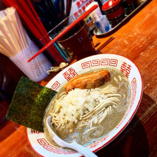 濃厚中華そば(麺や而今 （じこん）)