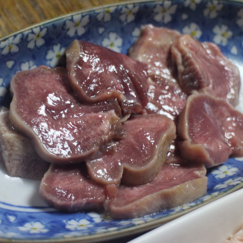 豚舌(やしまホルモン)