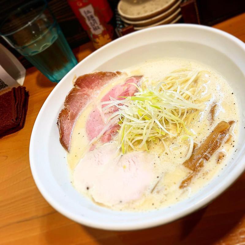鶏白湯ラーメン 塩(麺屋 一刃)