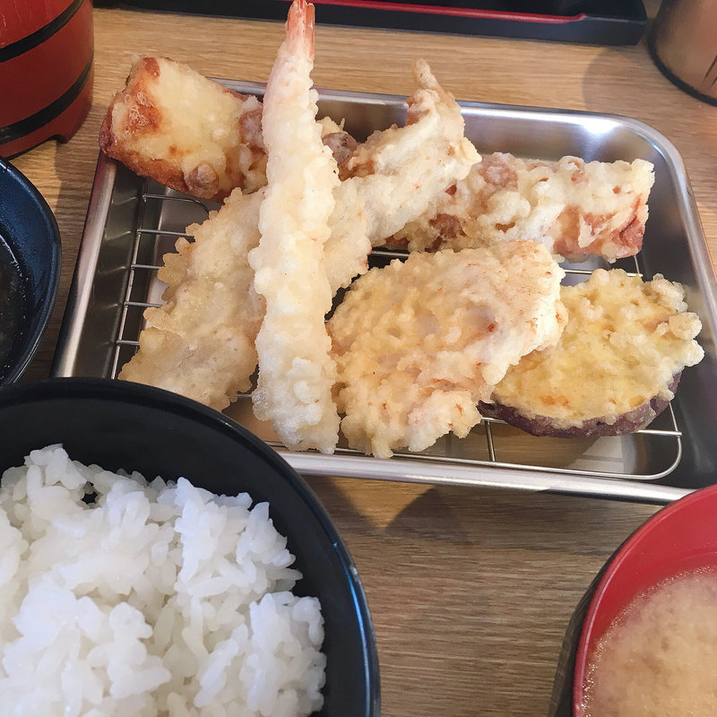 ランチの定食(天ぷら さいとう 上野湯島店)