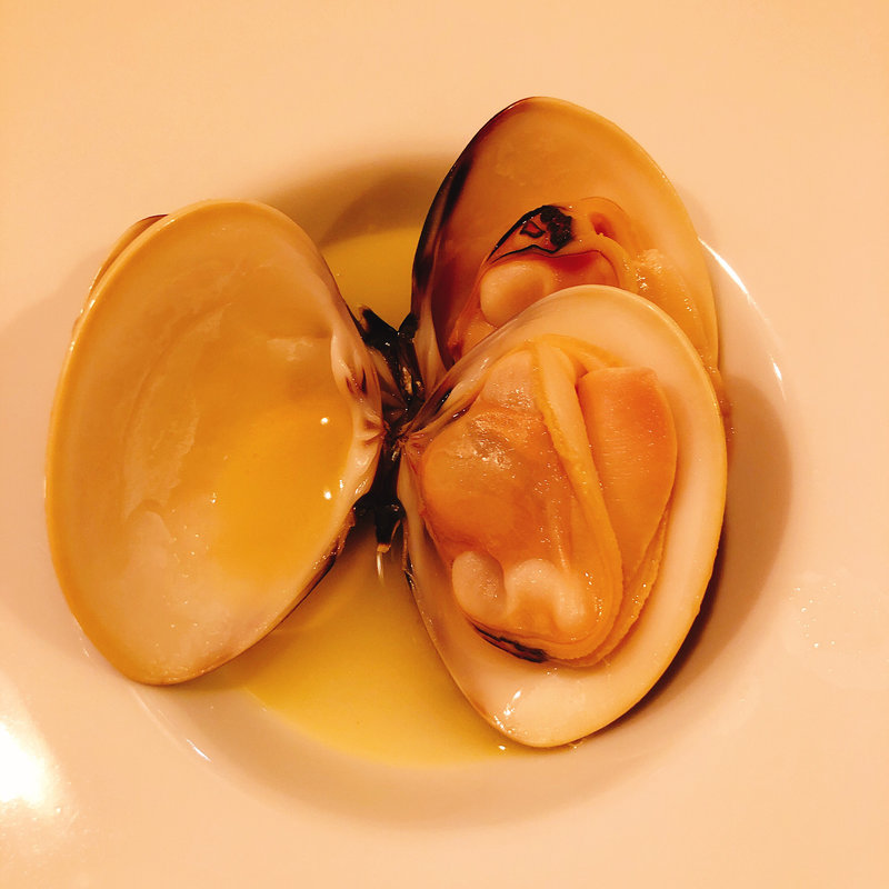 はまぐりのワイン蒸し(ぺりかん )