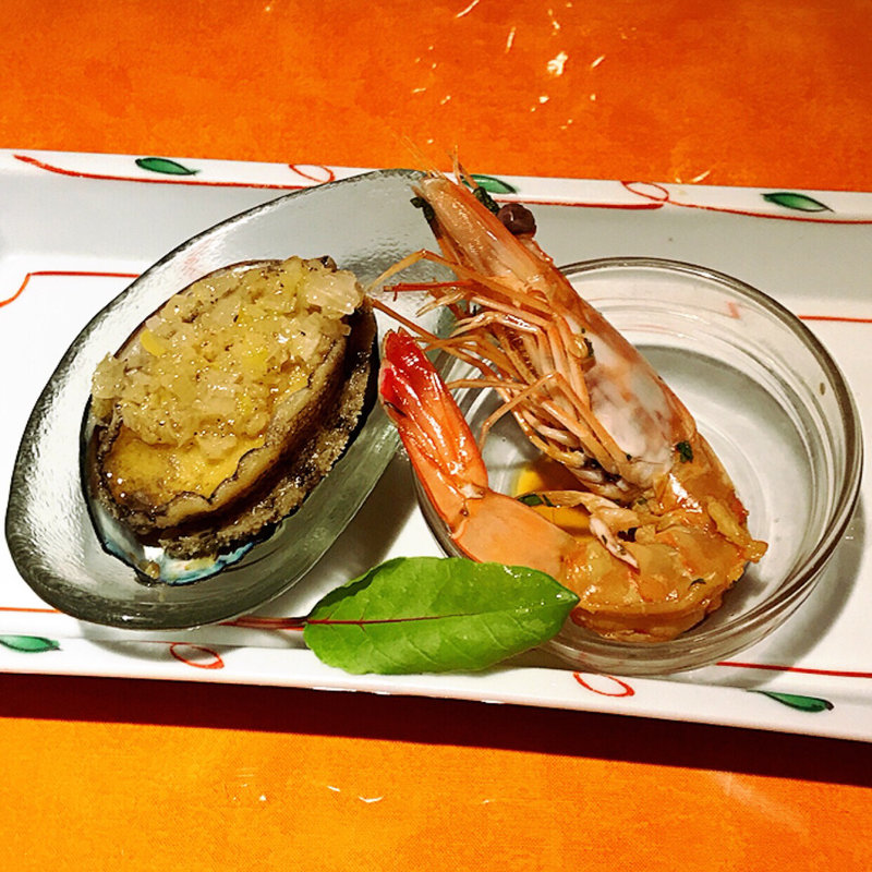 天使の海老の紹興酒漬けとまるごとアワビのやわらか姿蒸し冷菜(家座冨 （家座冨 カザフ）)