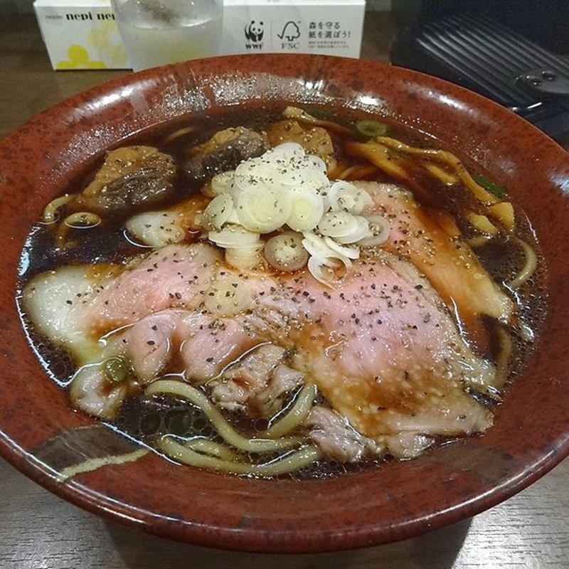 鮪中華そば（高井田風）(岡ほし)