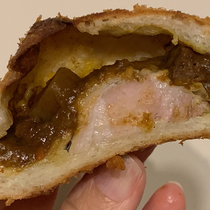 カレーぱん(セブンクローバー (7clover) 渋谷ピッツァ&イタリア料理店自然派ワインとクラフトビール)