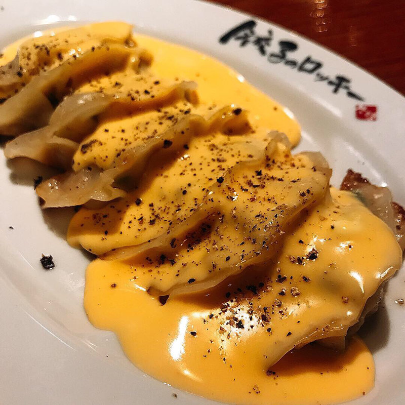 チーズ餃子(餃子のロッキー)
