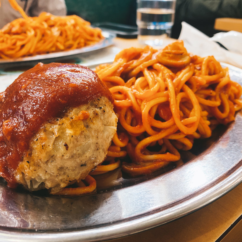 ハンバーグスパゲティ(カフェテラス ポンヌフ)