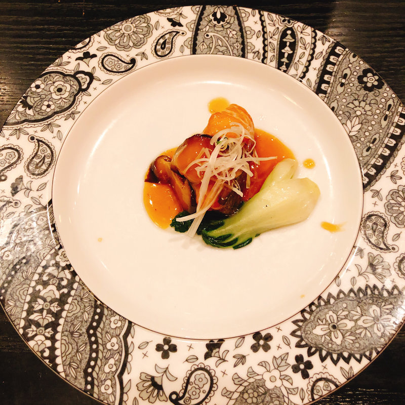 石垣島直送 ヤイトハタの醤油煮込み(シンガポール・シーフード・リパブリック)