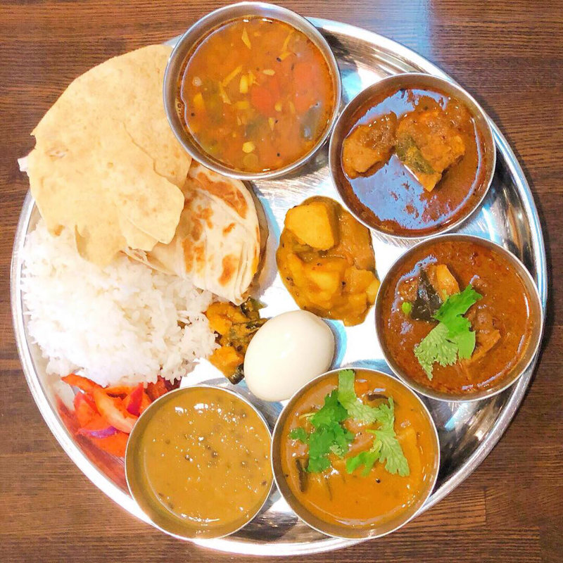 カリー3種 Bセット ラッサム、ゆでたまご追加(Spicy cafe RAJA)