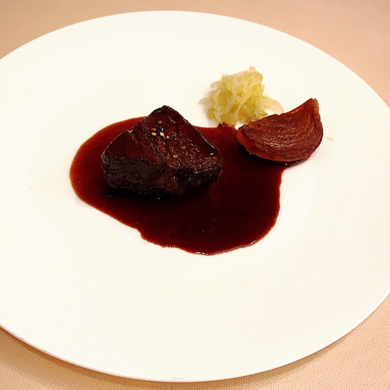 和牛頰肉の赤ワイン煮(ラ セッテ （La sette）)