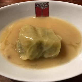 ポークカレーライス(ライス大盛り)とロールキャベツシチュー(洋食 アカシア 新宿本店)