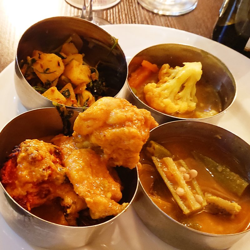 カレーランチビュッフェ（土日）(バーワルチー インドレストラン)