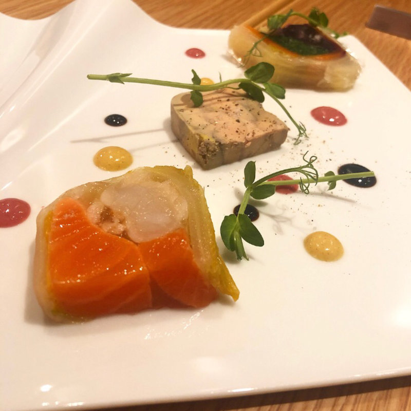 前菜盛り合わせ(ビストロ餃子kurumu)