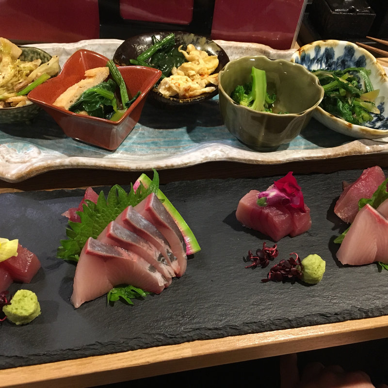 お造り盛り合わせ(はぜやん)