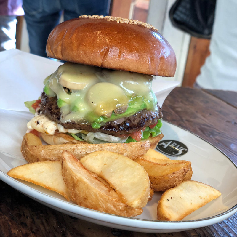 アボカドマッシュルームチーズバーガー(ARMS PARK SIDE SHOP)