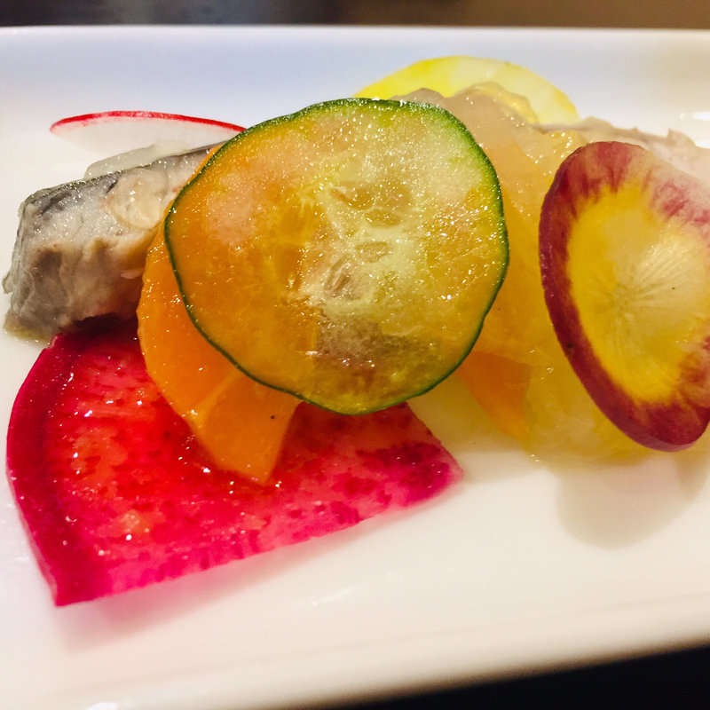 サバの白ワイン煮(ビストロ メイクマ)