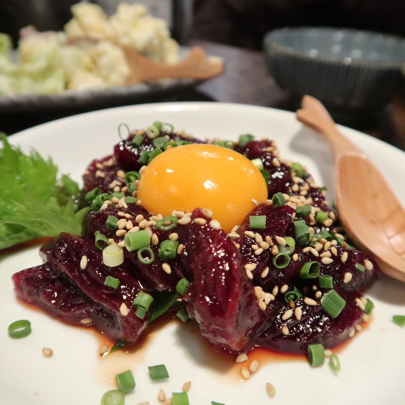 くじらのユッケ(鯨の胃袋)