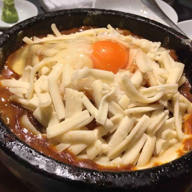 石焼きカレー（チーズ付き）(焼肉処 三幸園 （ヤキニクドコロサンコウエン）)