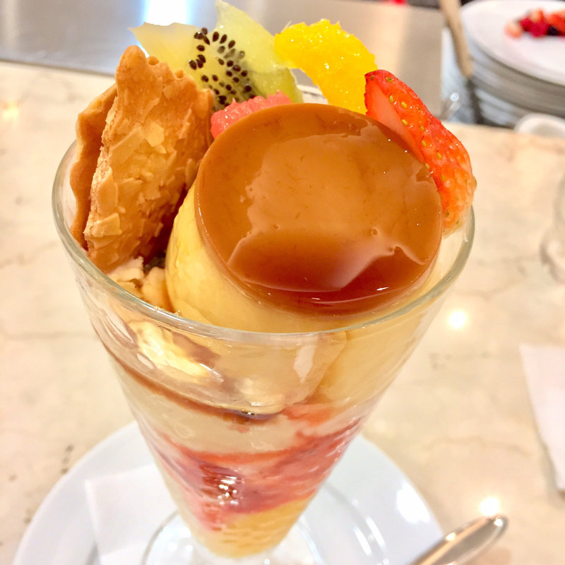 カスタードプリンパフェ(モロゾフ 阪急三番街店)