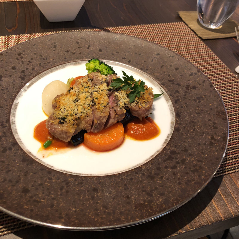 三洲豚の香草パン粉焼き(クラヤ カトウ （KURAYA KATO）)