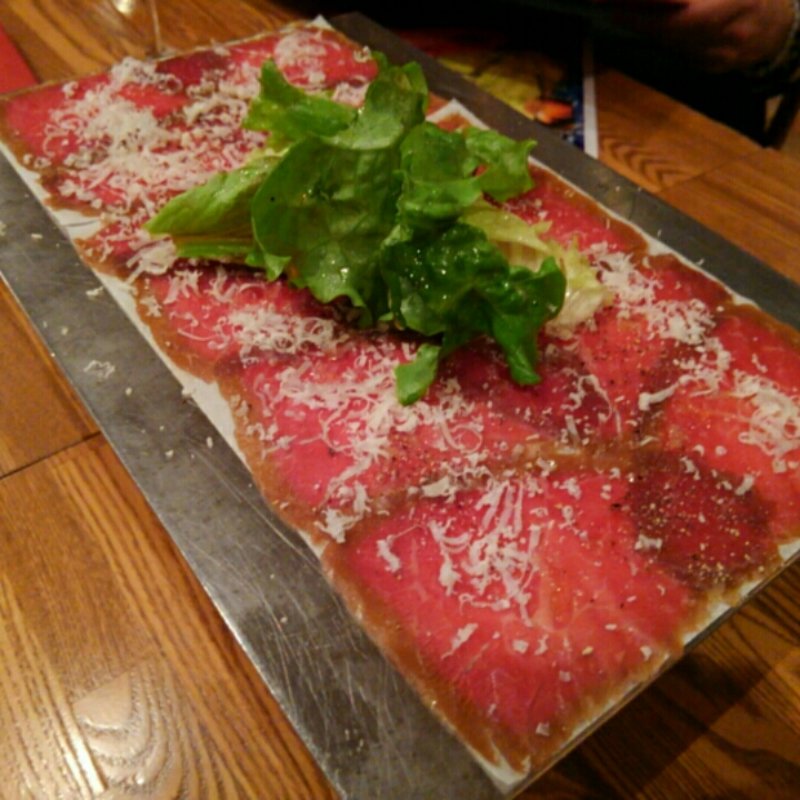 自家製黒毛和牛の生ハム(イタリアン肉バル デル・ソーレ 道頓堀)