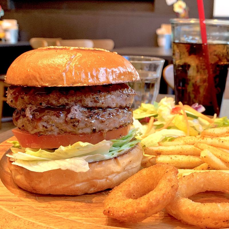 ダブルバーガー(Aloha Dining Lure's Lana)