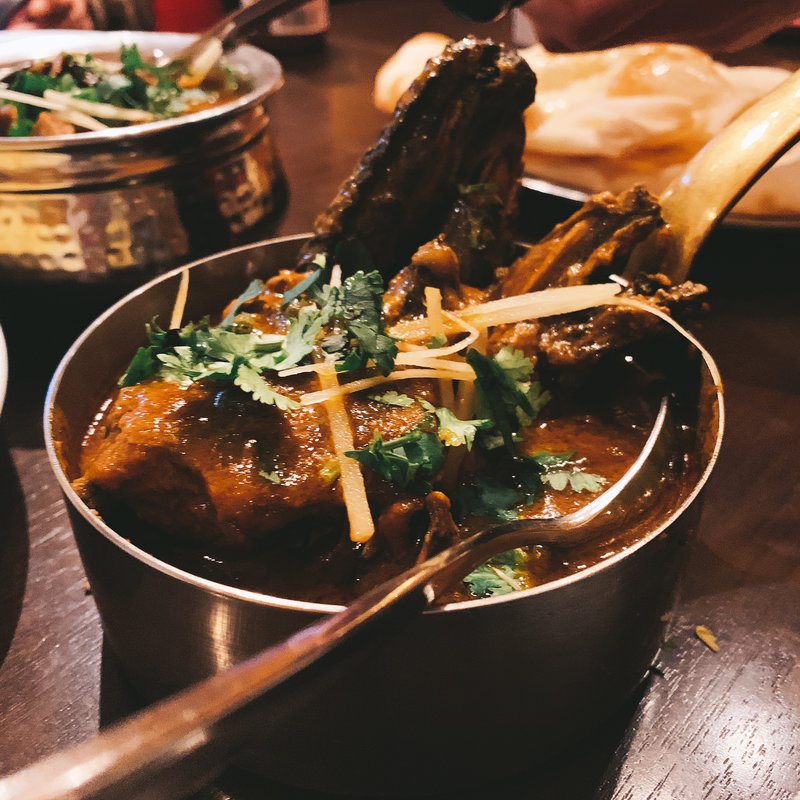 ブラックチキンカレー(アロマズ オブ インディア)