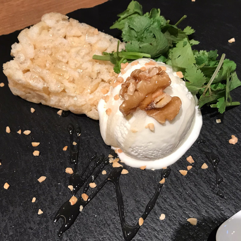 パクチーアイス＆台湾ポン菓子(Neo Taiwanese Restaurant tabunoana)