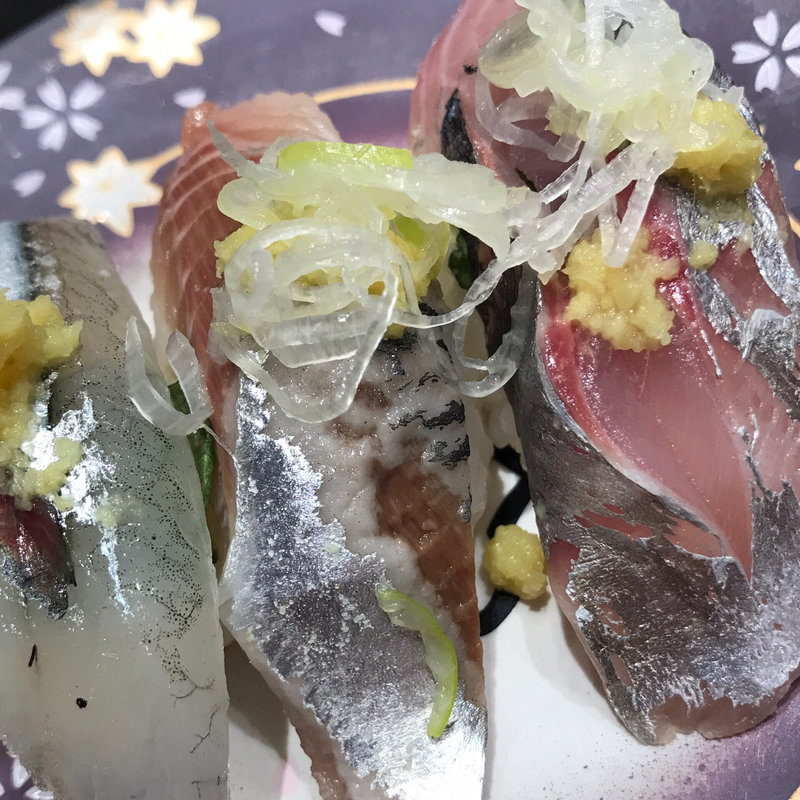 光り物三種盛(廻る富山湾 すし玉 富山駅店 )