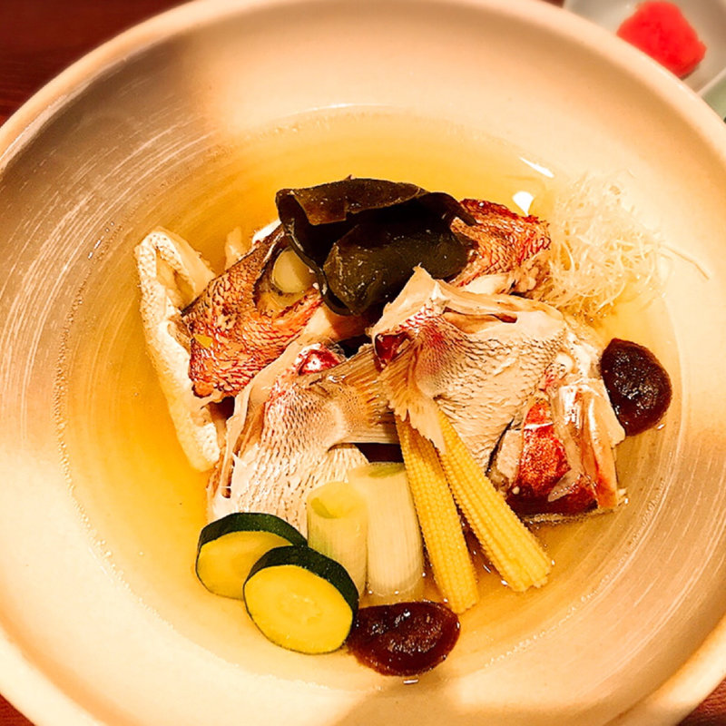 鯛の骨蒸し(時価)(山人 )