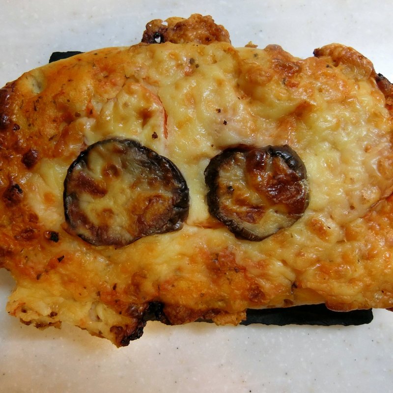 なすとトマトとベーコンのフーガス(メゾンカイザー 伊勢丹新宿店)