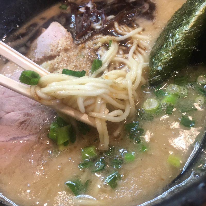 とんこつラーメン(えんの助 )