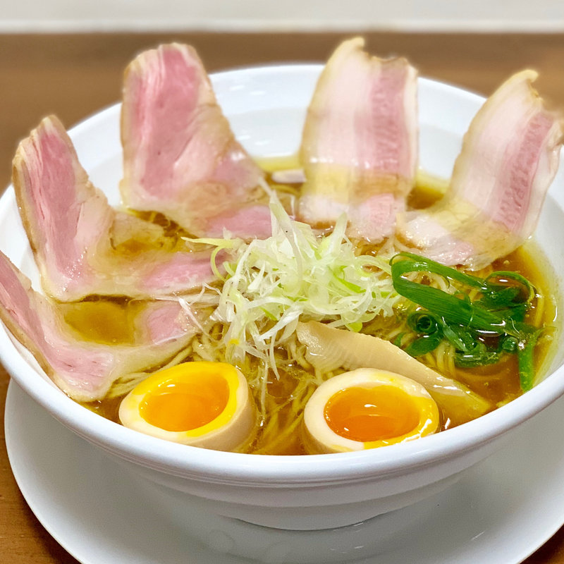 丸鶏中華そば全部のせ(麺匠 なか巌)