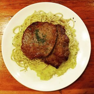 牛肉の薄切りステーキ(ラ・タベルナ )