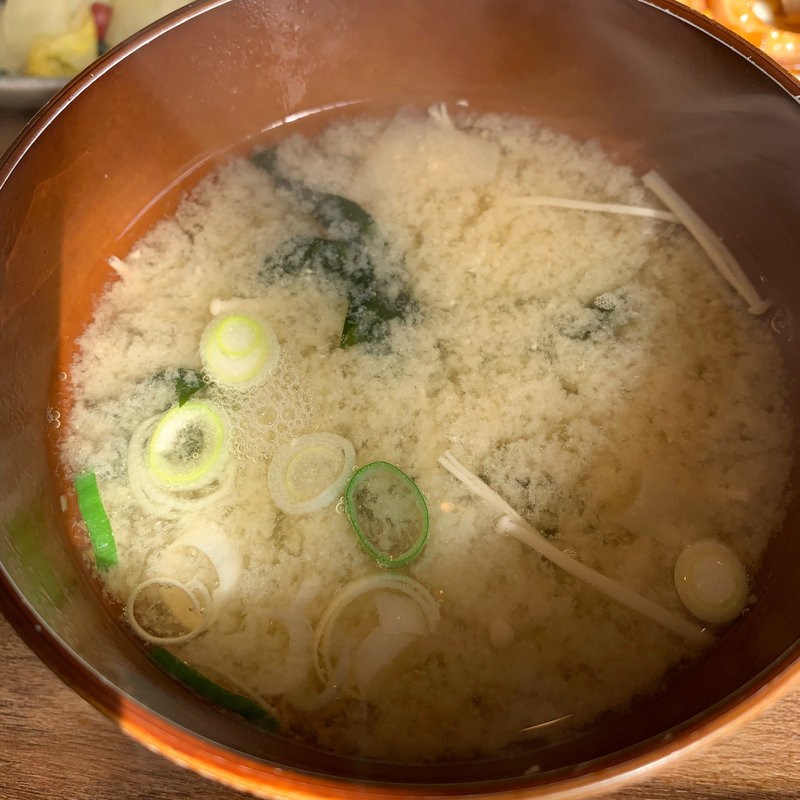 味噌汁(はこざき駅前食堂)