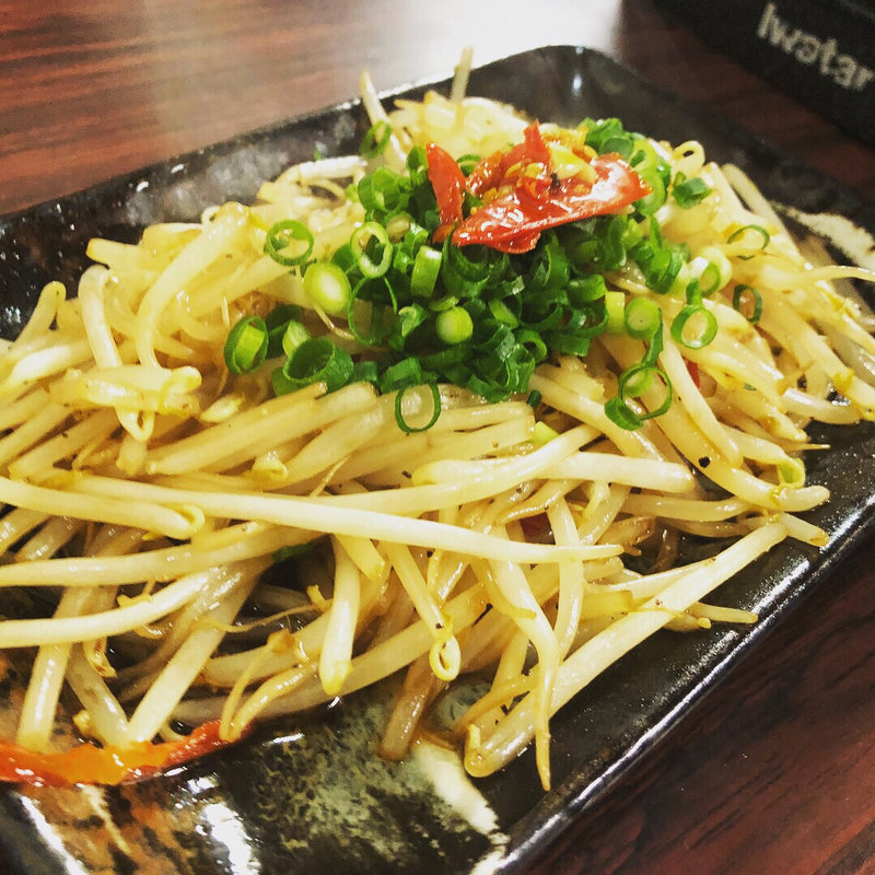 ピリ辛もやし(大衆酒場えびす)