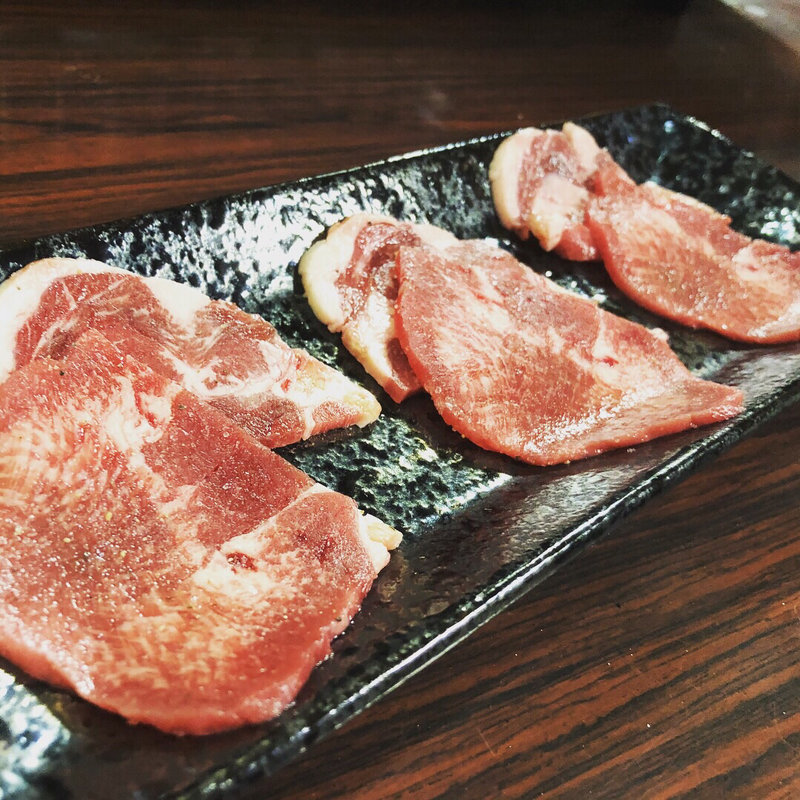 牛タン(大衆酒場えびす)