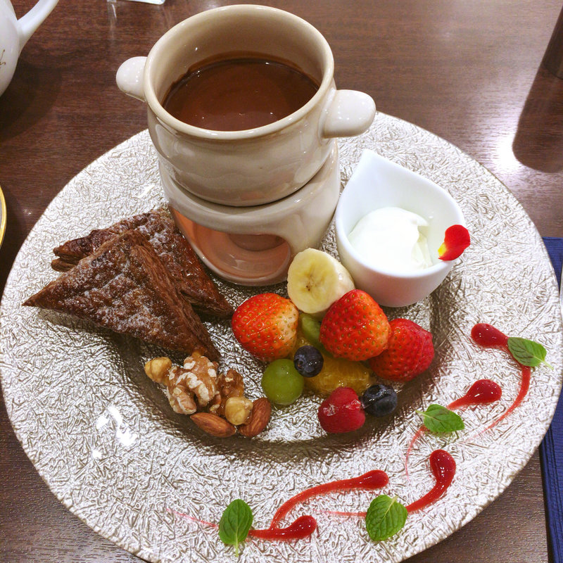 ピアット ェ ピアット♥バレンタインドルチェプレート2皿ドリンク付き(カファレル 神戸北野本店)