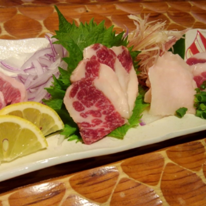 特選馬刺盛り合わせ(和心旬彩 あかり （わしんしゅんさい あかり 燈）)