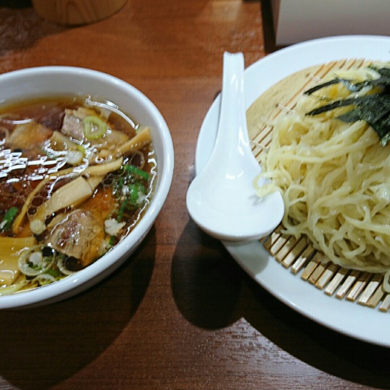 ざる(らぁめん蔵持)