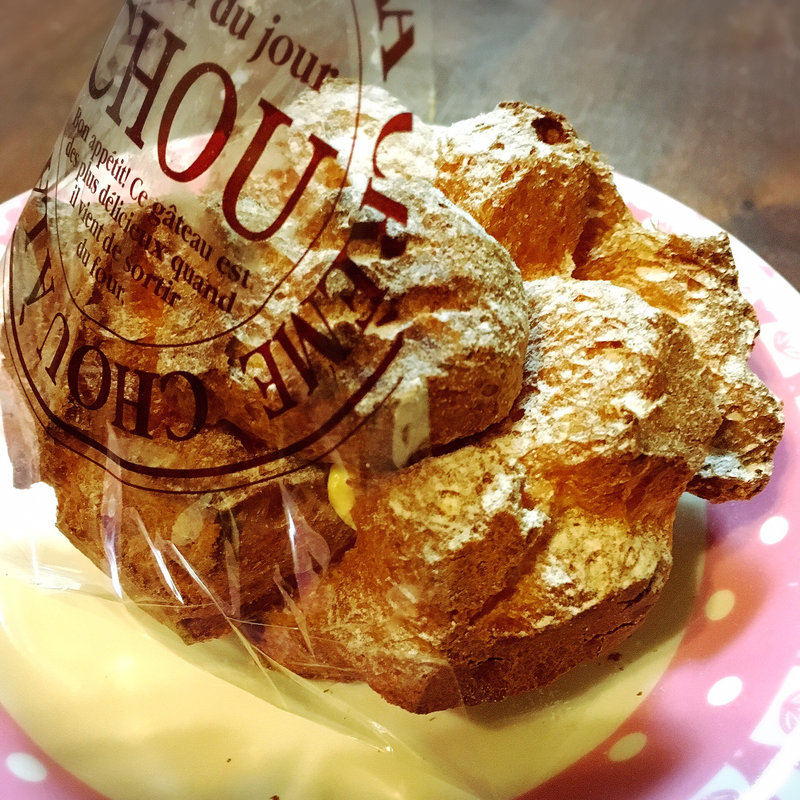 ゲンコツ山シュークリーム(スイートガーデン カスタードマニア)