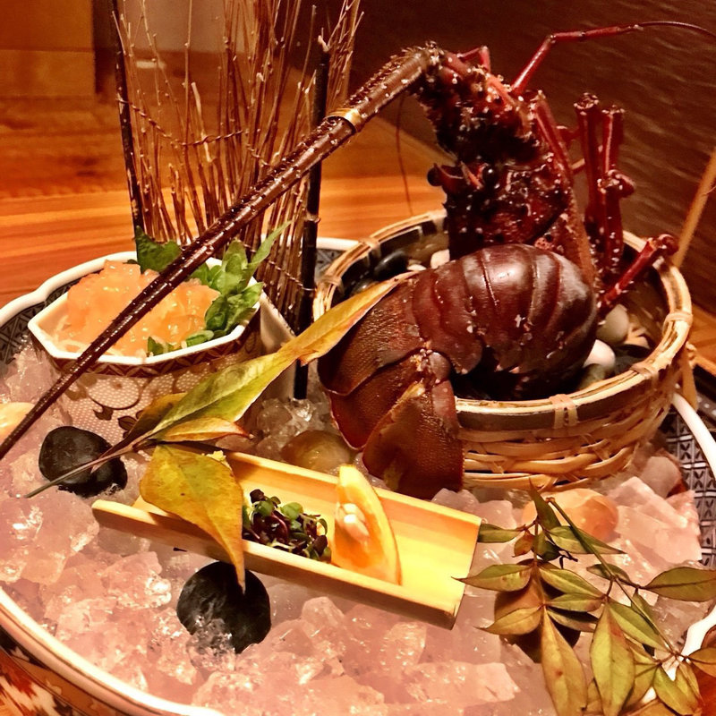 伊勢海老(博多 表邸)