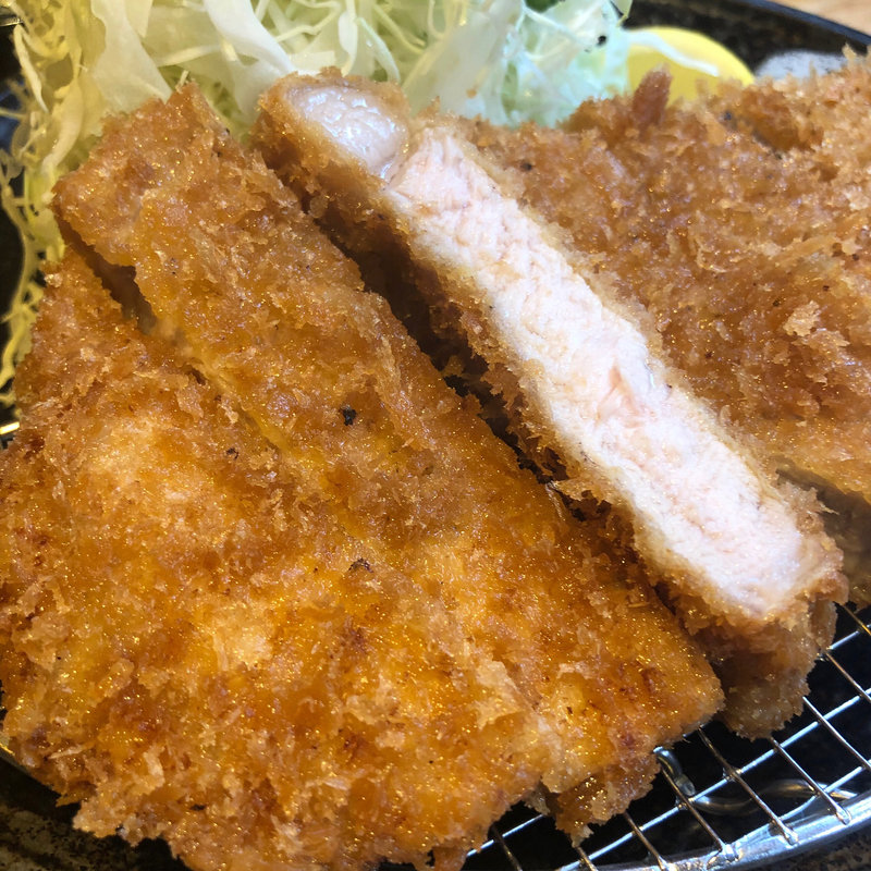 リブロース定食(三是食堂)