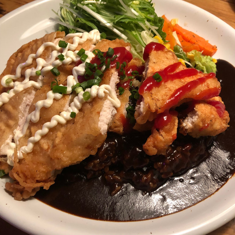 フライドチキンカレー(MOGA cafe)