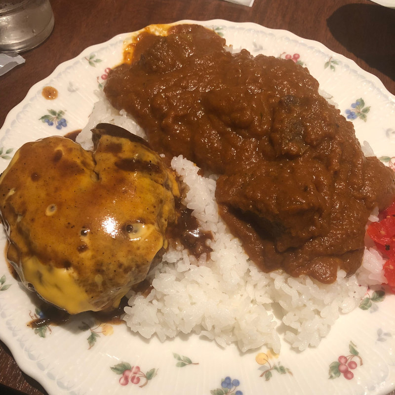 ビーフカレー(洋食レストラン マルシェ)