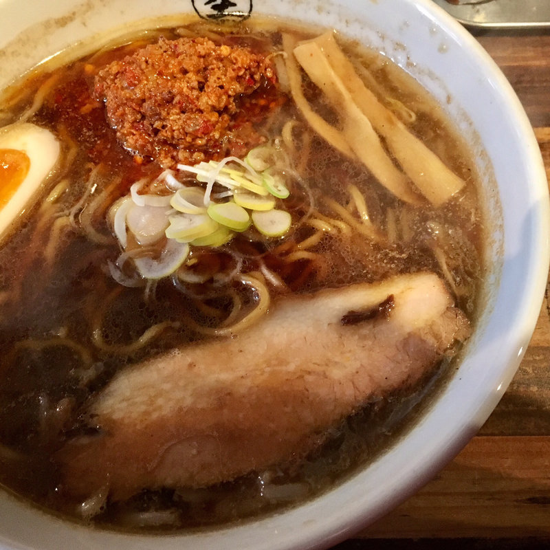 醤油らーめん＋辛肉(ラーメン 空 本店)