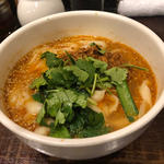 刀削担々麺