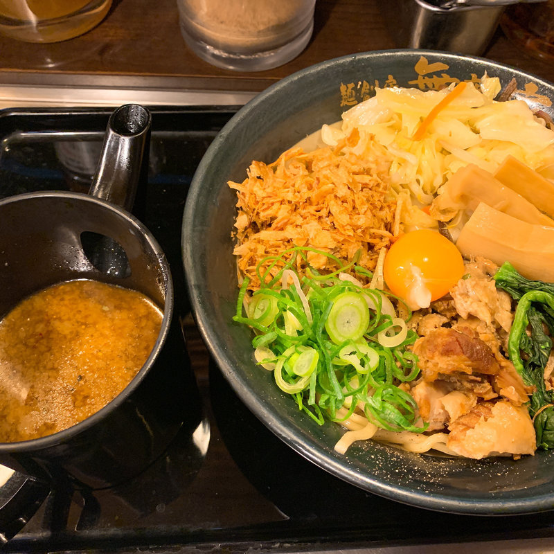 ぶっかけまぜそば(無敵家)